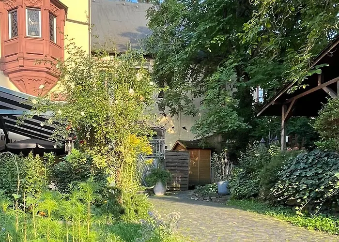 Haus Till E